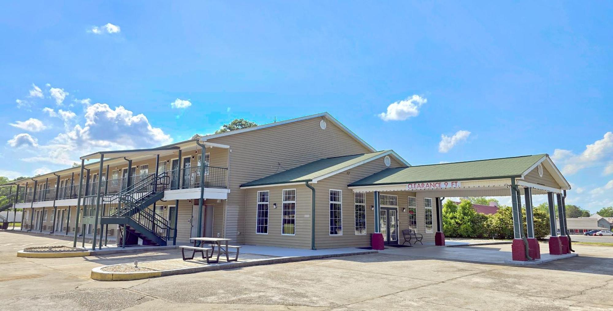 Garden Inn And Suites Near Callaway Gardens Pine Mountain Eksteriør billede